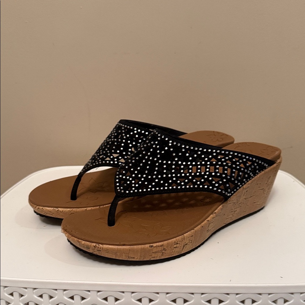 Skechers Black and Tan Wedge Sandals